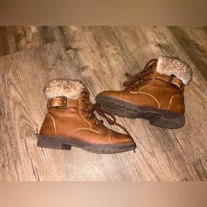Boots- girls size 9
